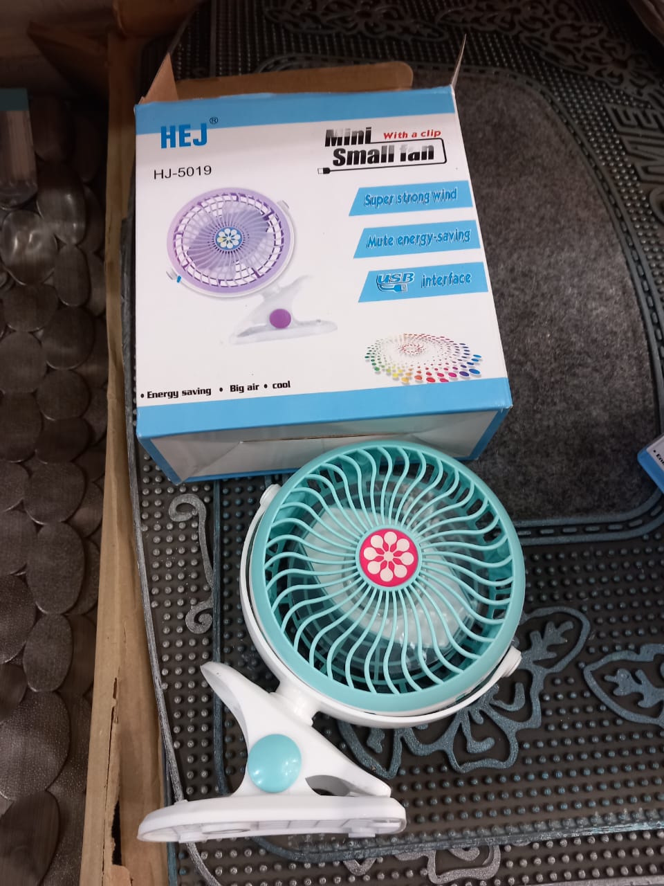 مروحة مشبك متعددة الاستخدام